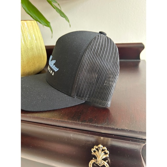 TravisMathew Los Angeles Mens Trucker Hat Black Mesh Snapback Golf Cap - Picture 2 of 5